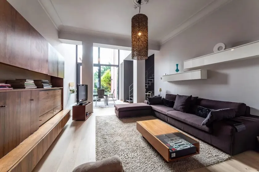 Spacious apartment in Brussels, large private garden - Image 1
