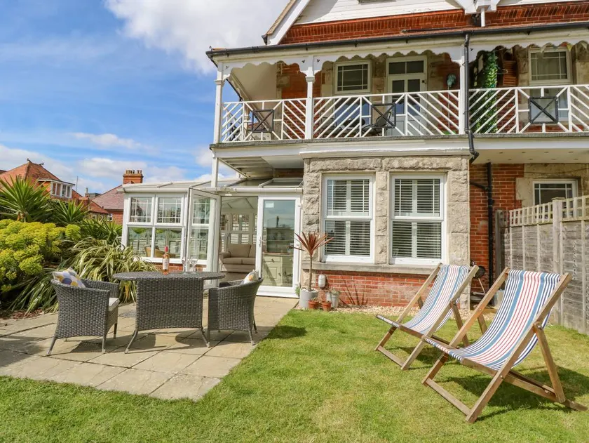 Cottage avec jardin | Vue plage - Image 1
