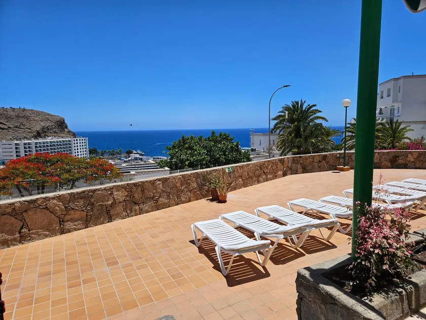 Ferienwohnung mit Terrasse und beheiztem Pool | Meerblick | Neben dem Strand | Perfekt für die Arbeit von Zuhause - Image 1