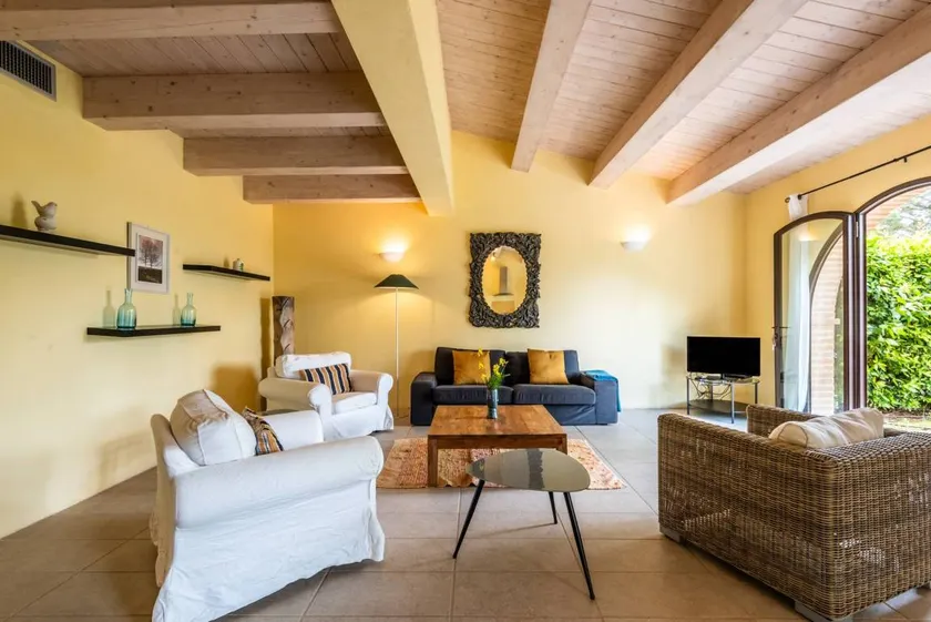 Holiday apartment with pool, terrace & garden | Garden view - Image 1