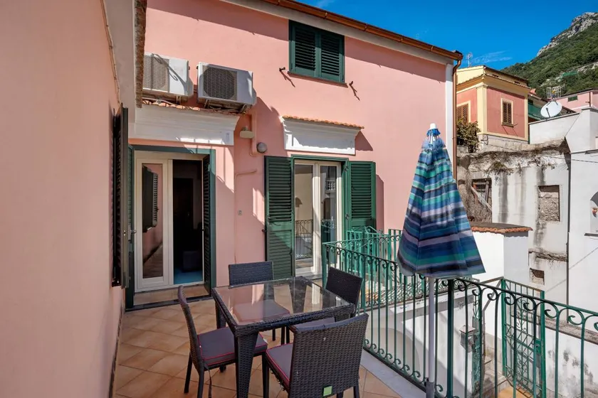 Holiday apartment | City view - Image 1