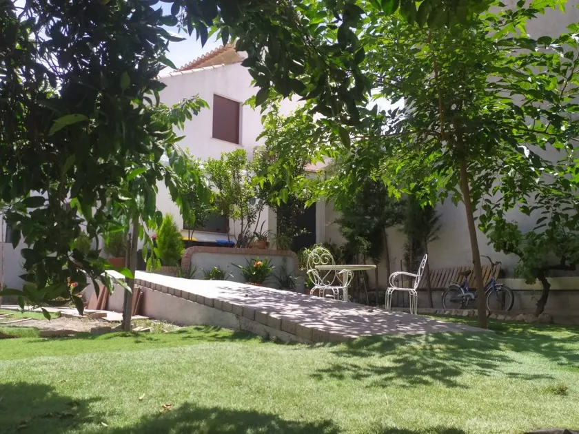 Bancal Guest House - Image 1