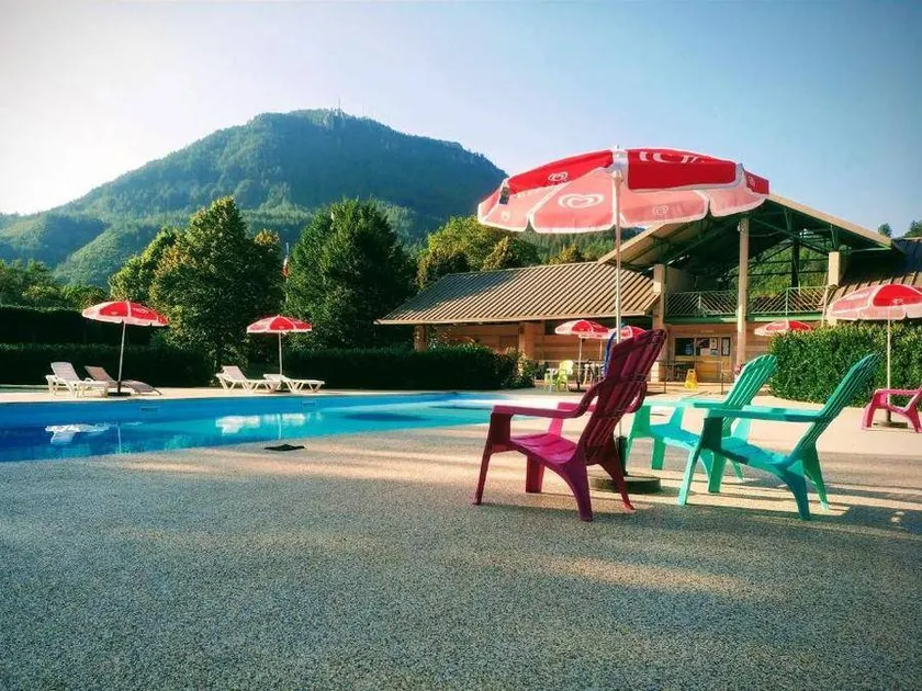 Chalet with heated pool & terrace | Pool view | Pets are welcome - Image 1