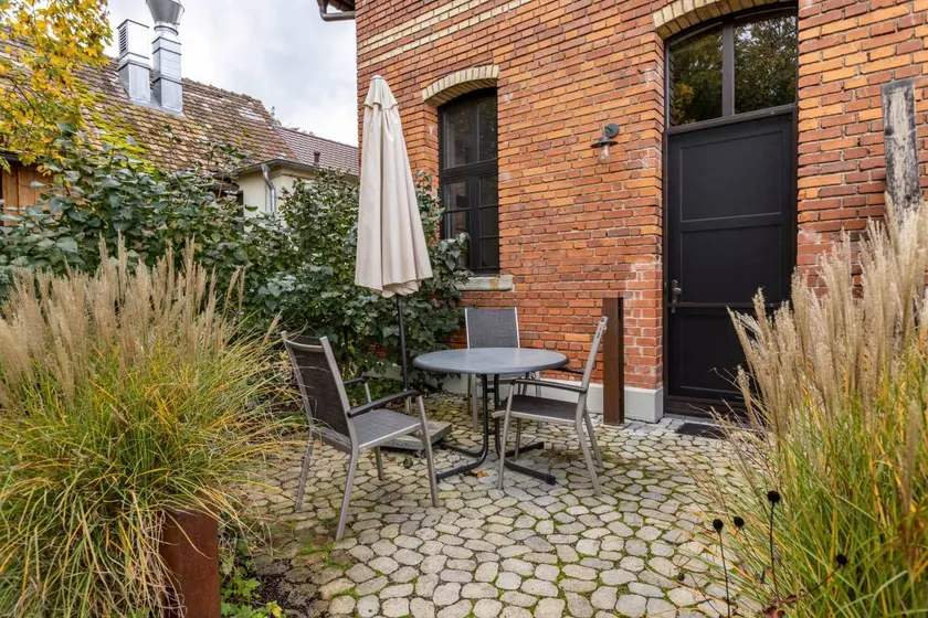 Wonderful holiday apartment with terrace & garden | Garden view - Image 1