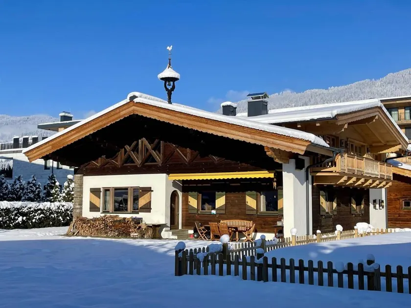 Fully equipped wonderful chalet with sauna, terrace & private pool | Next to the ski | Pet-friendly - Image 1