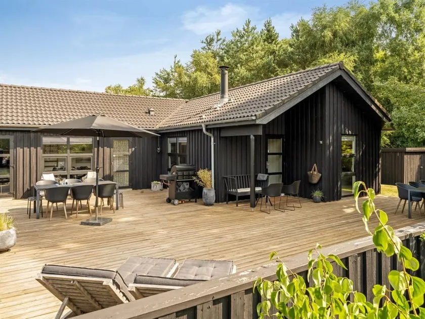 Ferienhaus mit Terrasse, privatem Pool und Sauna - Image 1
