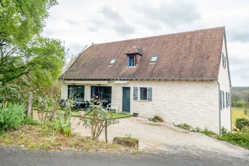 Cottage with BBQ, garden & terrace | Garden view - Image 1