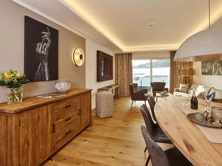 Children-friendly apartment with sauna & terrace | Mountain view | Suitable for remote work | Pets allowed - Image 1