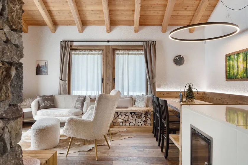 Apartment with terrace & garden | Garden view - Image 1