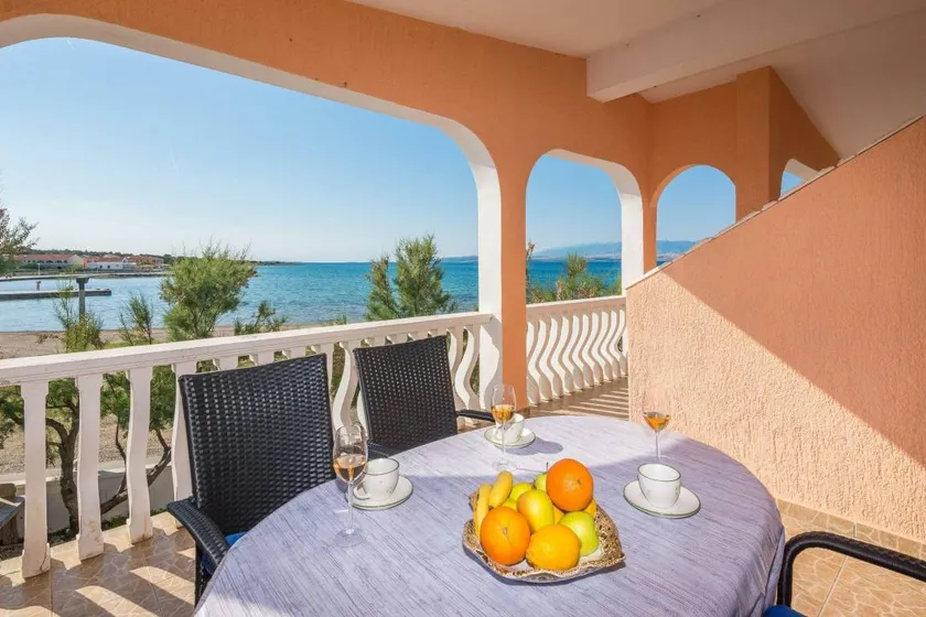 Apartment with BBQ & garden | Sea view - Image 1