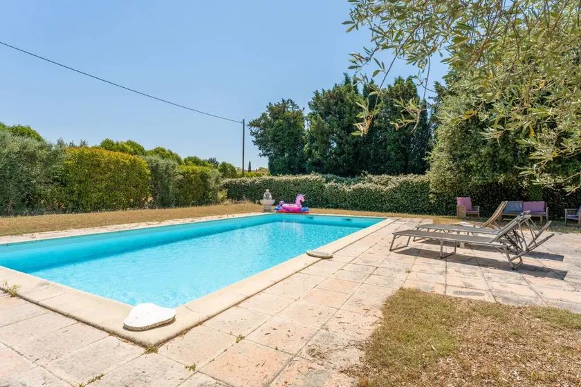 Fully equipped beautiful holiday home with garden, pool & barbeque | Garden view - Image 1