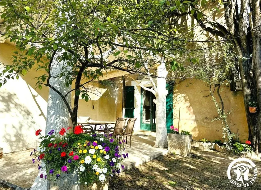 Gite with barbecue, garden & terrace - Image 1