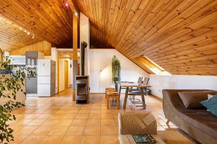 Lodge with barbecue, terrace & garden | Garden view - Image 1
