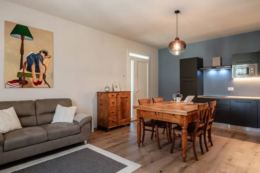 Holiday apartment with garden, pool & terrace | Mountain view - Image 1