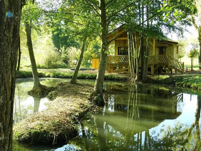 Cozy chalet with terrace and wood stove for 5 people - Image 1