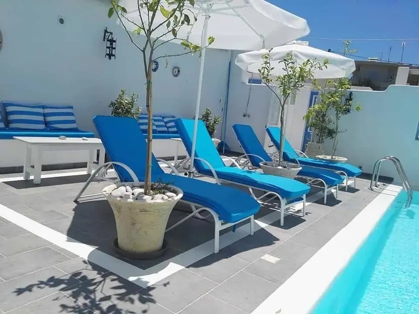 House with pool, BBQ & terrace - Image 1