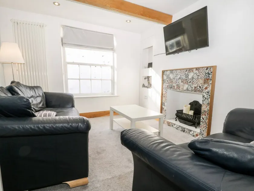 Cottage with 4 rooms for 8 persons - Image 1