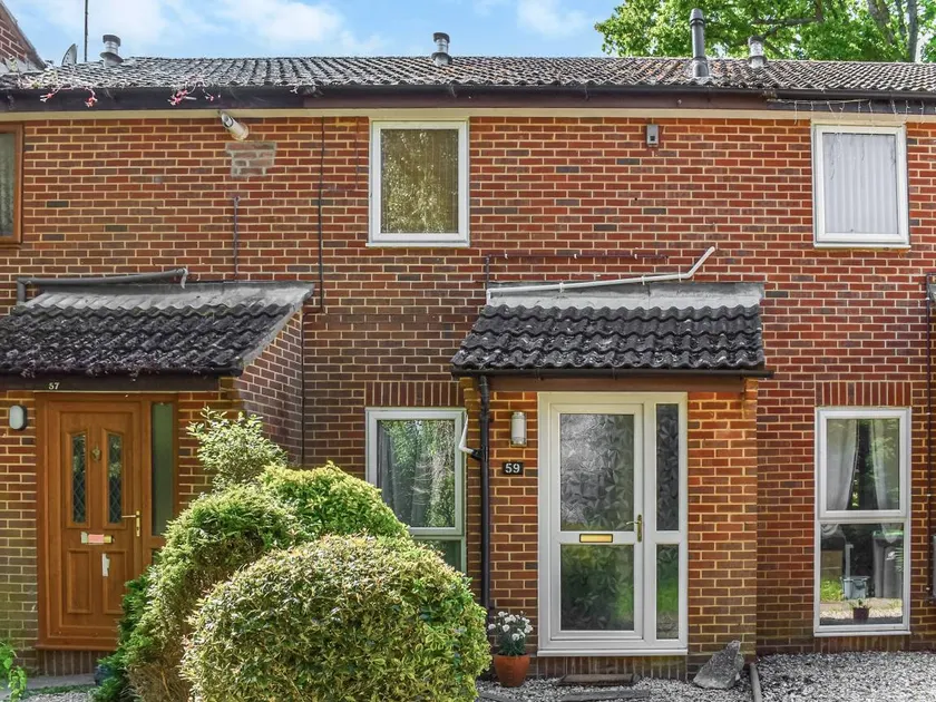 Family-oriented pleasant cottage with garden - Image 1