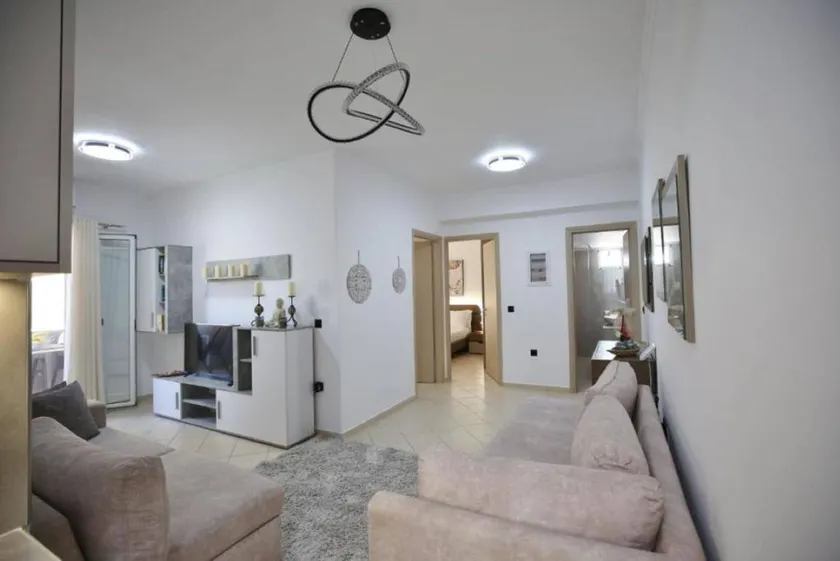 Deluxe Suite - Image 1