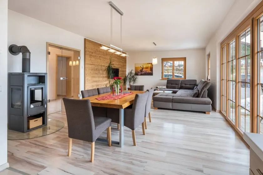 Apartment with terrace, garden & BBQ | Garden view - Image 1