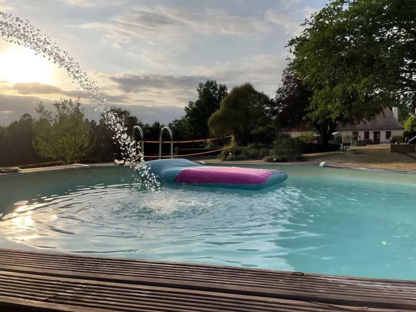 Cottage with pool, jacuzzi & garden | Garden view - Image 1