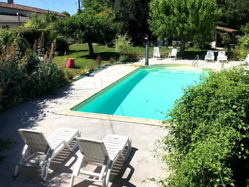 Wonderful mobile home with pool & terrace | Pets are welcome - Image 1