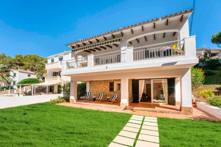 Chalet con terrazza e giardino - Image 1