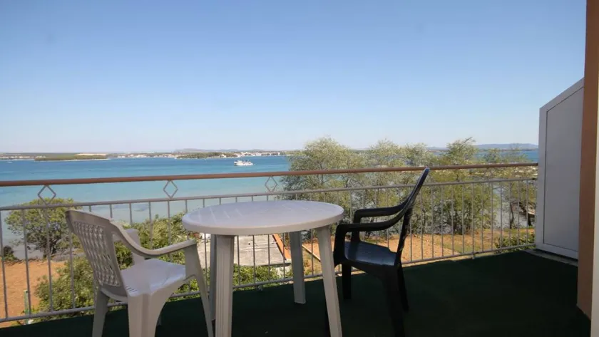 Flat with terrace | Sea view - Image 1