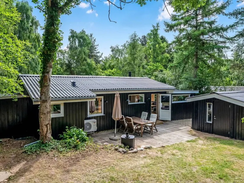 "Hejne" - 600m from the sea - Image 1