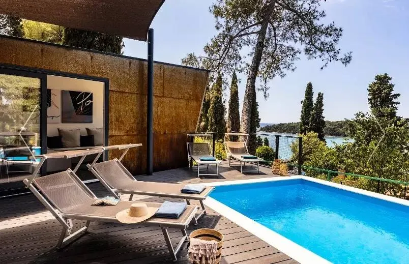 Ferienhaus mit privatem Pool, Terrasse und Grill - Image 1