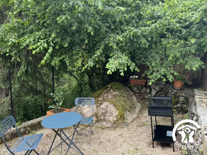 Gite with garden - Image 1