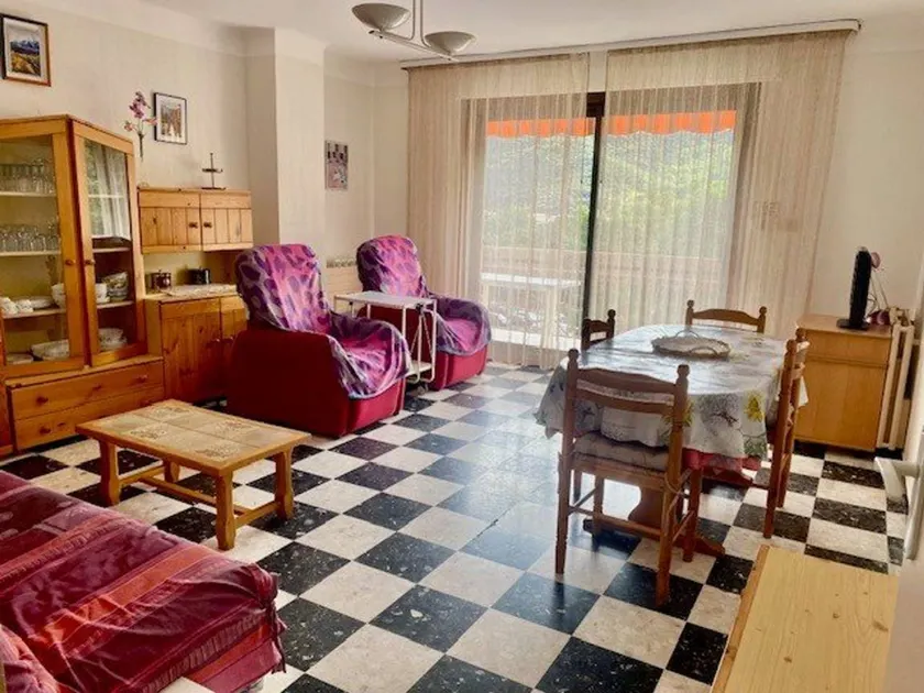 Apartment with 1 bedroom for 5 persons - Image 1