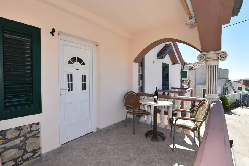 Studio flat with terrace Privlaka, Zadar (AS-23640-a) - Image 1