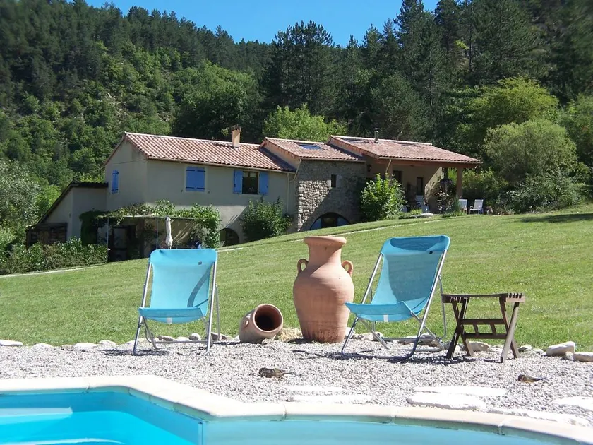 House with barbeque, terrace & garden | Garden view - Image 1