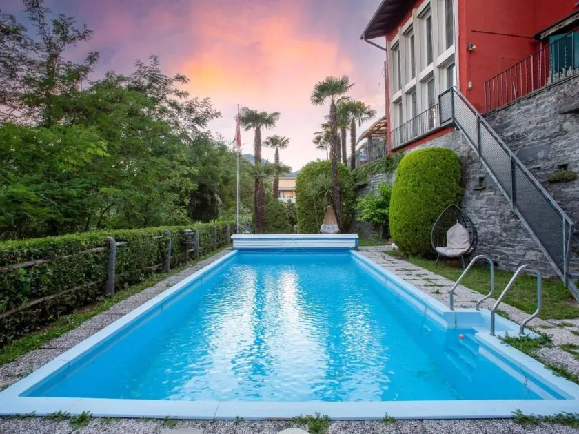 Flat with garden, pool & barbeque | Mountain view - Image 1