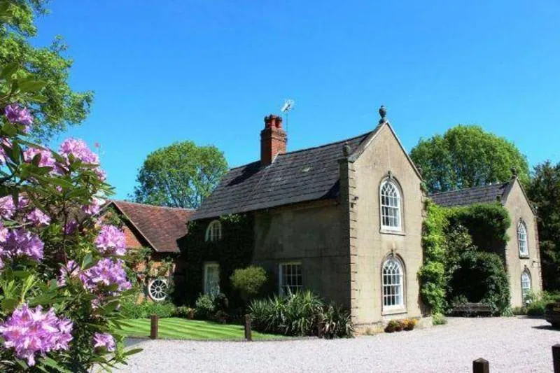 The Old Rectory Hotel - Image 1