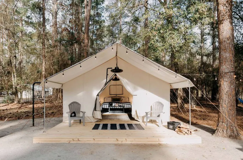 Luxury Glamping by Lake Blackshear: Cozy Safari Tent in Cordele, Georgia - Image 1