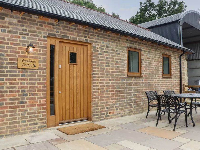 Cottage with garden & barbeque - Image 1