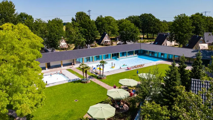 The Beukelaer Comfort is a comfortable and detached villa for four people. The luxury villa is built from durable materials in the traditional Twente Saxon style. - Image 1