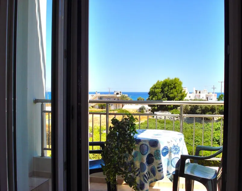 Apartment with barbeque & garden | Close to the beach - Image 1
