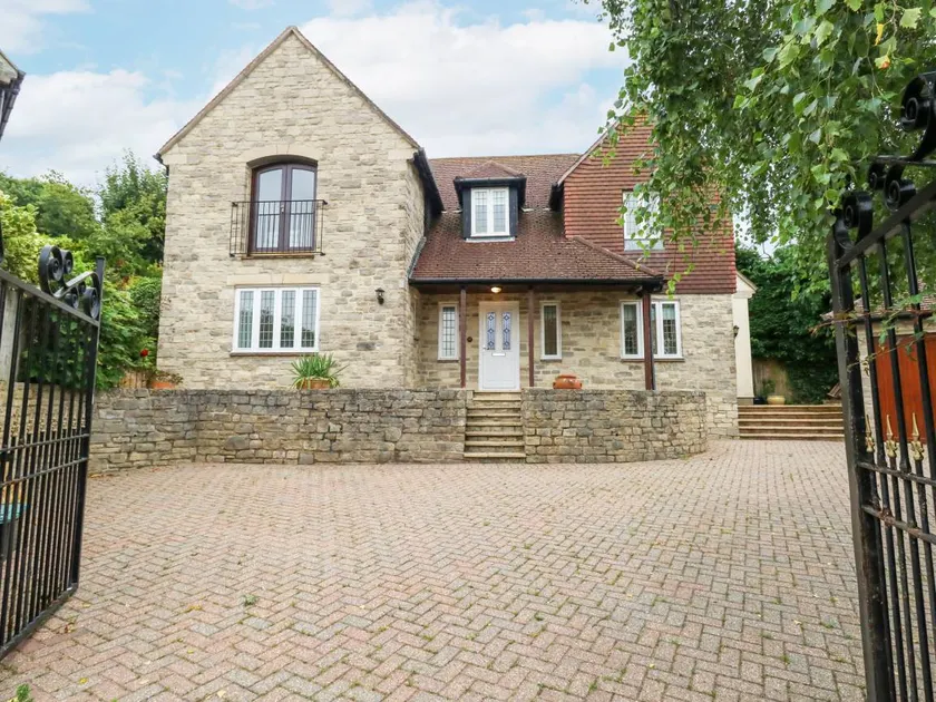 Cottage with garden | Beach view - Image 1