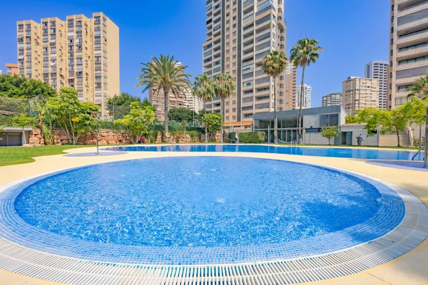 Apartment 'Val' with Shared Pool, Wi-Fi and Air Conditioning - Image 1