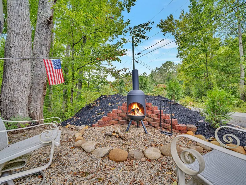 Private Hot Tub WiFi Firepit For Fans of Camping - Image 1