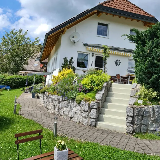 Kinderfreundliche schöne Ferienwohnung mit Terrasse und Garten | Panoramablick - Image 1