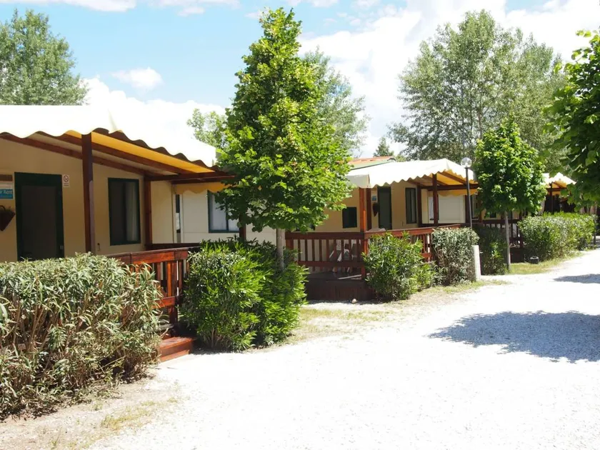 Appartement avec piscine et terrasse | Vue nature - Image 1