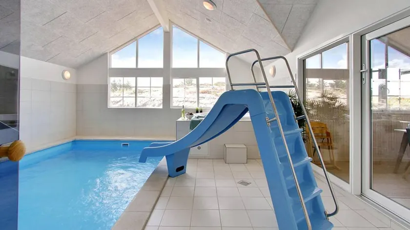 Holiday home with garden, barbecue & private pool - Image 1