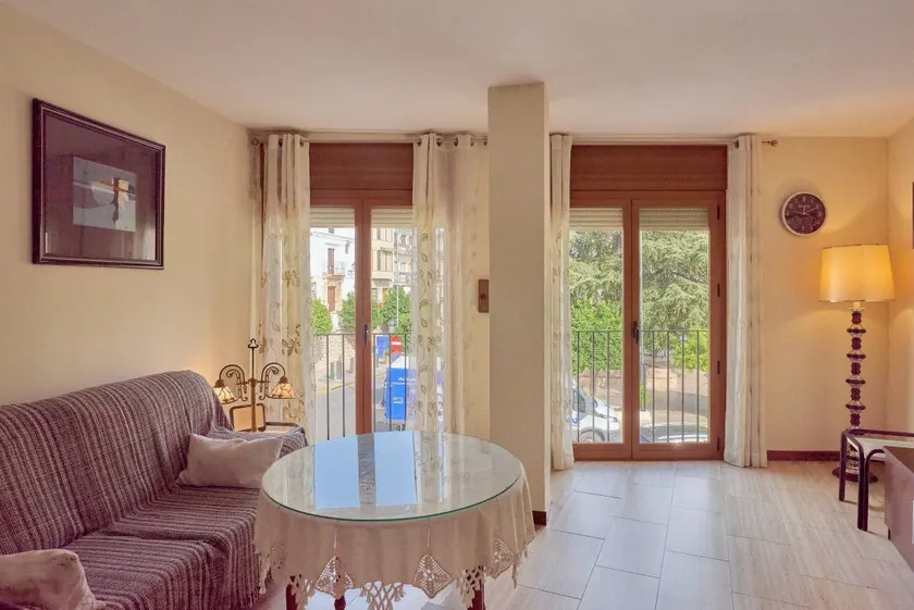 Apartment 'Luque Un Pueblo Con Encanto' with Balcony, Wi-Fi and Air Conditioning - Image 1