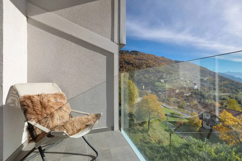 Eco del Garda – Room 306 – with Covered Terrace and Lake View - Image 1