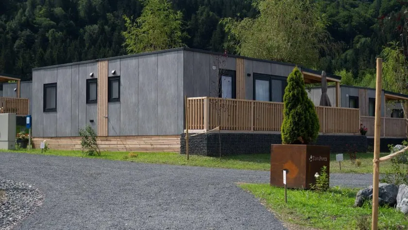 Charming holiday home with terrace | Dogs allowed - Image 1
