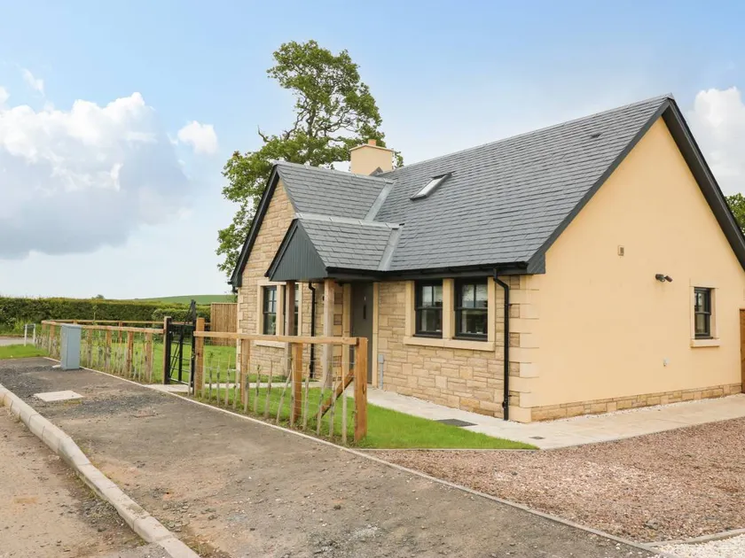 Cottage with barbeque & garden - Image 1